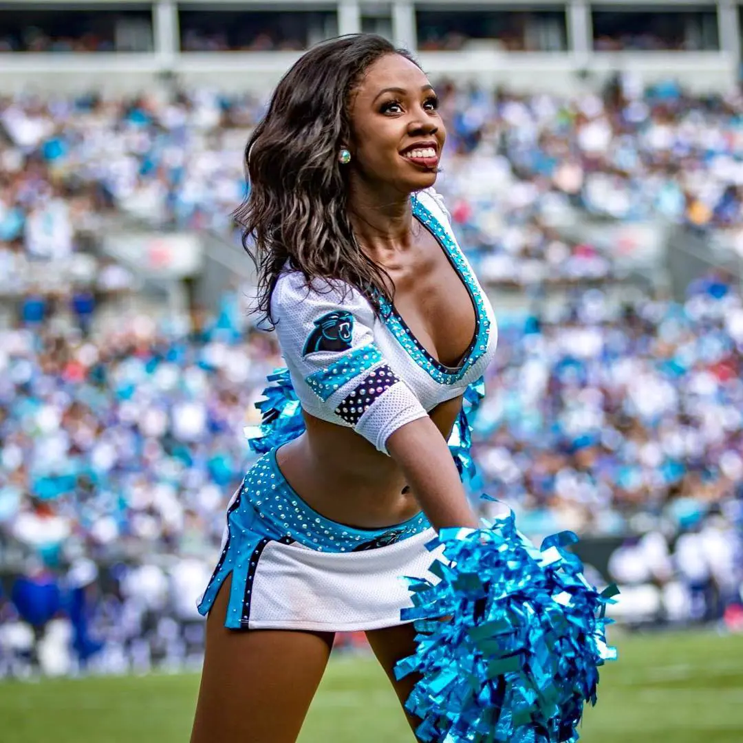 Kamilah was part of the 2022 Pro-bowl cheerleading team 