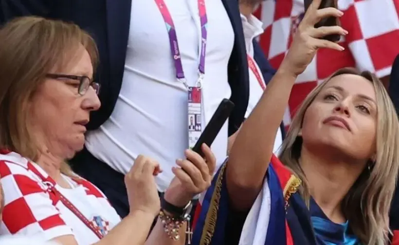 Luka's mother Stipe Modric and sister Jasmina Modric during FIFA World Cup 2022.