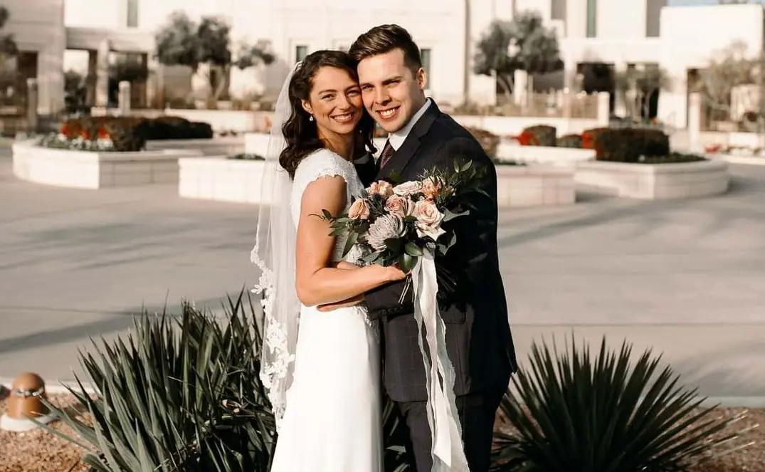 Ashley(left) and Jeff(right) celebrated their wedding ceremony in Gilbert Arizona Temple