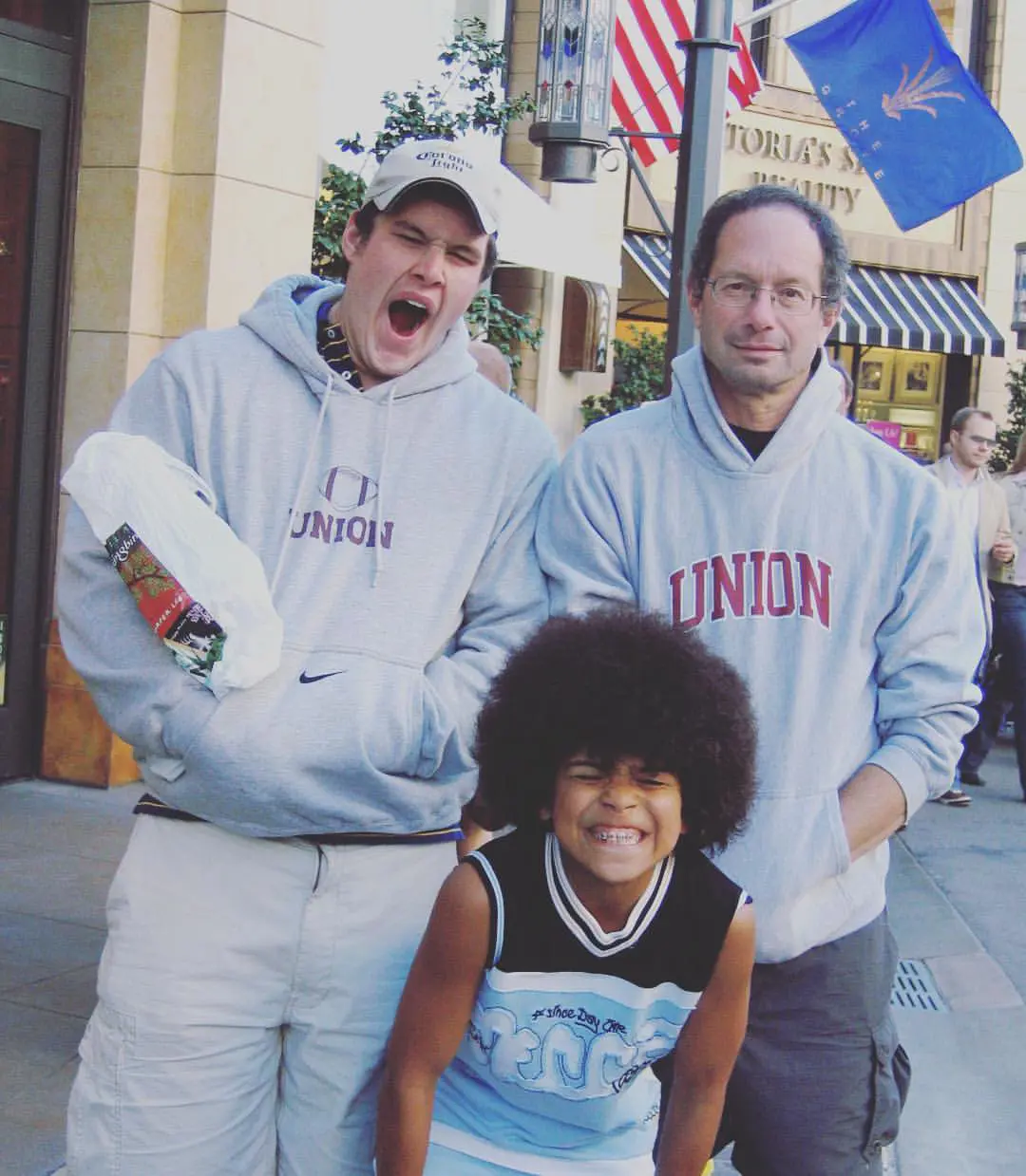 Deandre with his uncle Dylan(left) and grandfather Vicki (right)