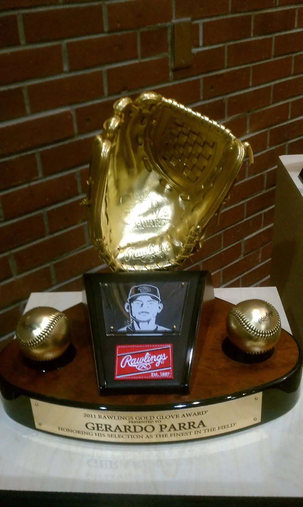 The first Gold Glove Award of Gerardo Parra in 2011