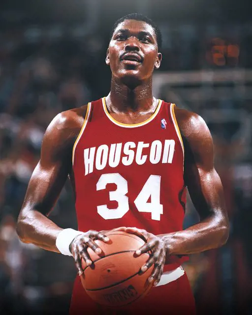 Hakeem is one of the greatest basketball players of all time.