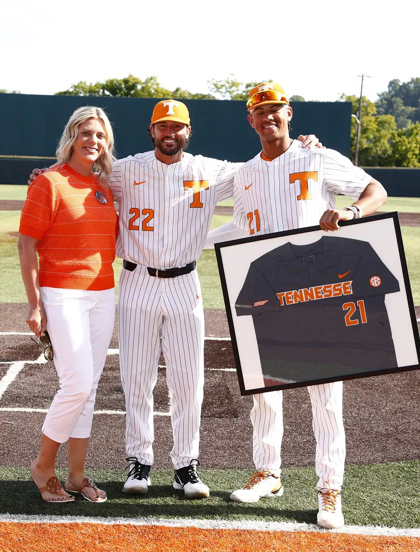 Tennessee baseball honor their graduate in May 2022