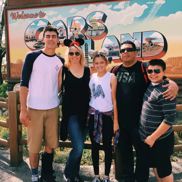 Jaime with Angela , Gabriela, Jaquez Sr and Marcos enjoying time at disneyland. 