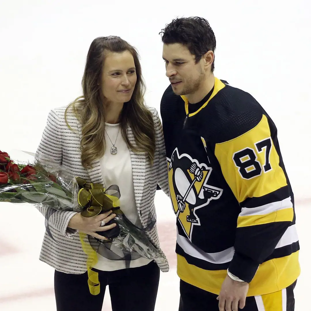 Kathy cheered up for Kathy during his 1000th game.