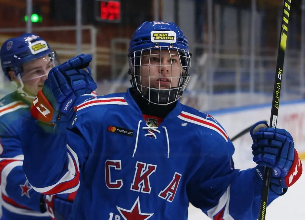 Michkov during a match while playing for SKA Saint Petersburg in 2021