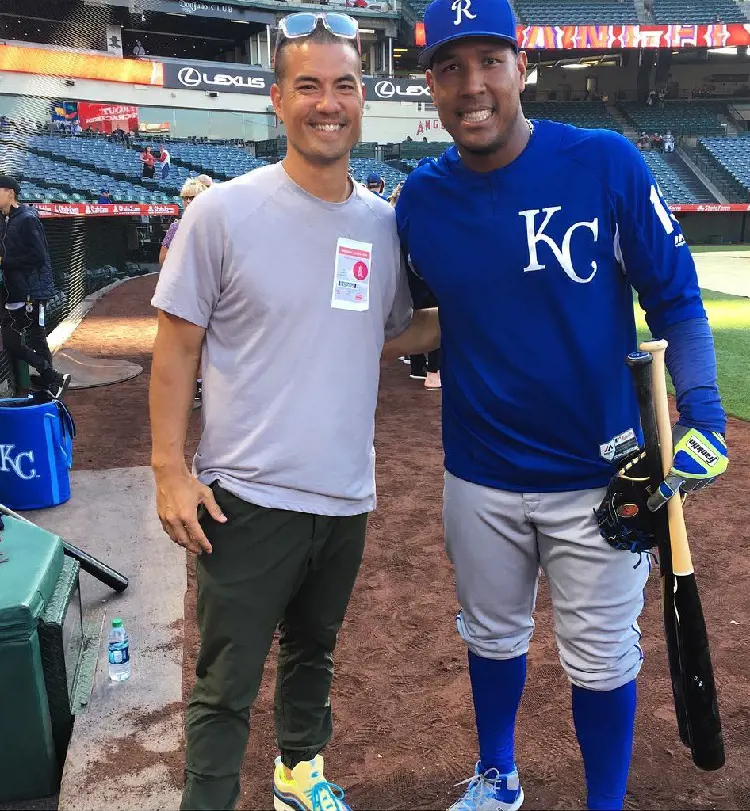 Guthrie (left) with Salvador Perez (right) in June 2018.