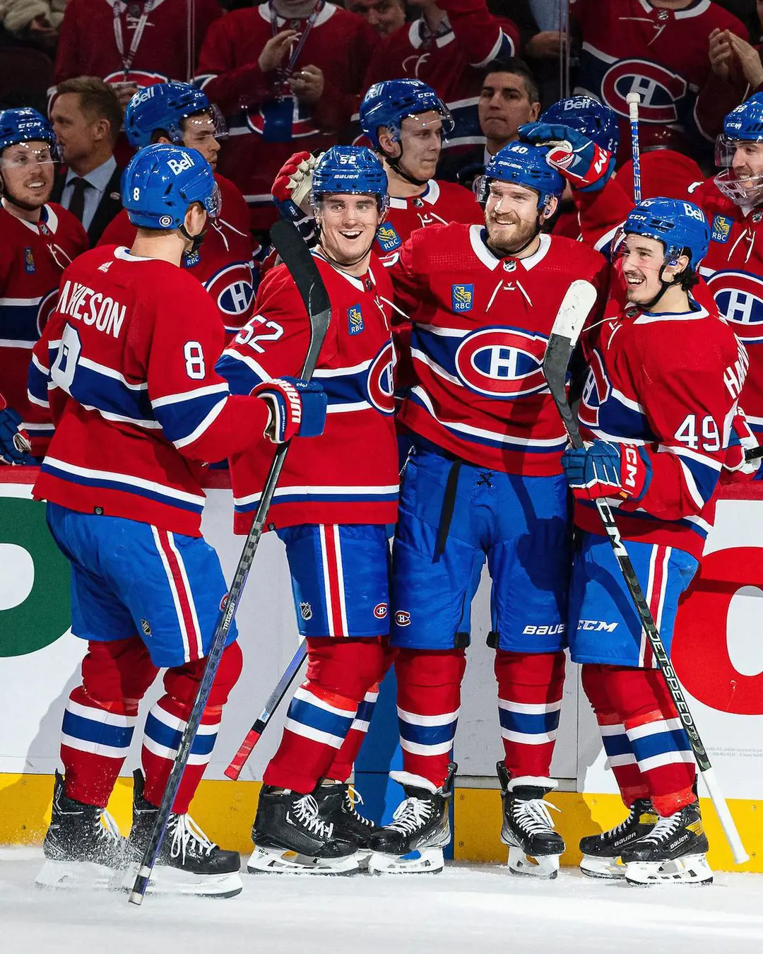 The Canadiens celebrates a win against Capitals at Centre Bell on April 7